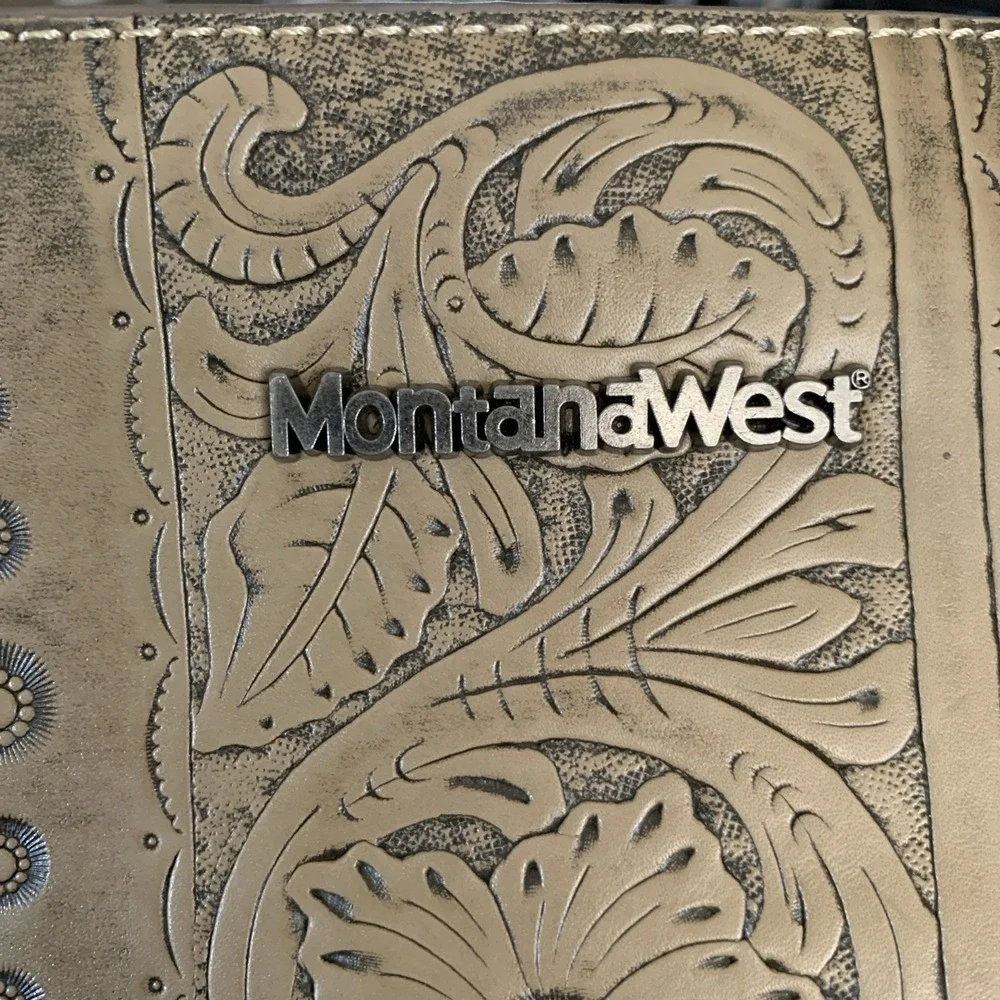 montana west concealed carry crossbody Western Tooling Rivets Vegan Leather. NWT